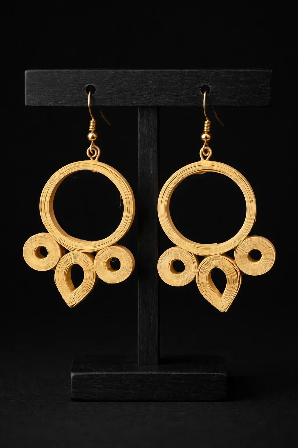 Rounded design earrings