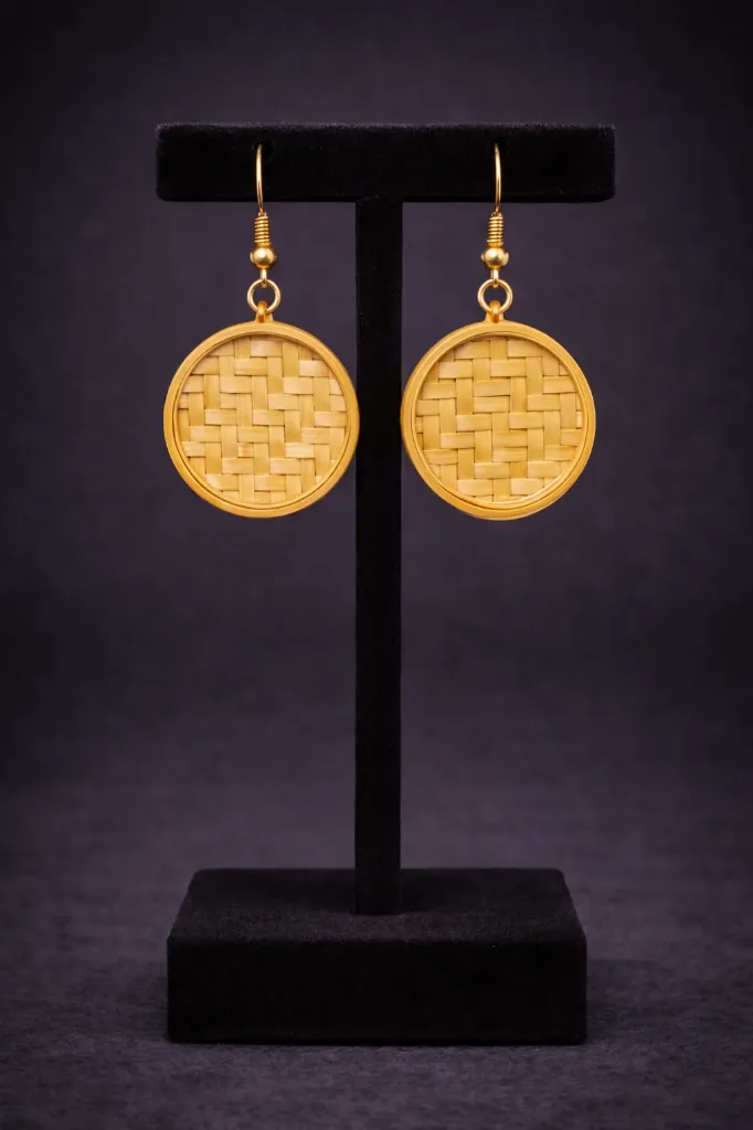 Plain bamboo mat type earring
