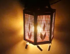 Hanging lampshade (Corner)